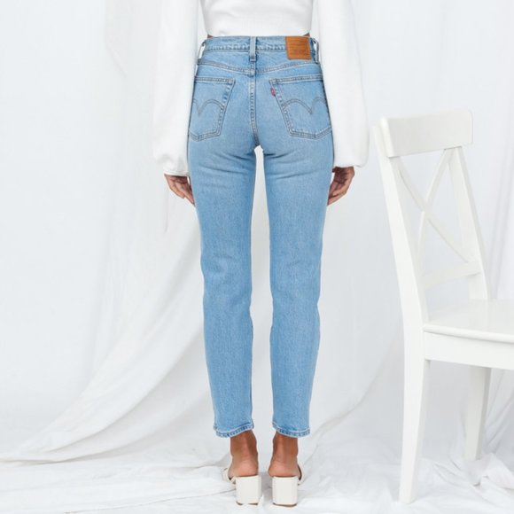 Levis Wedgie Straight Jeans Light Wash Tango Blue - Picture 2 of 16